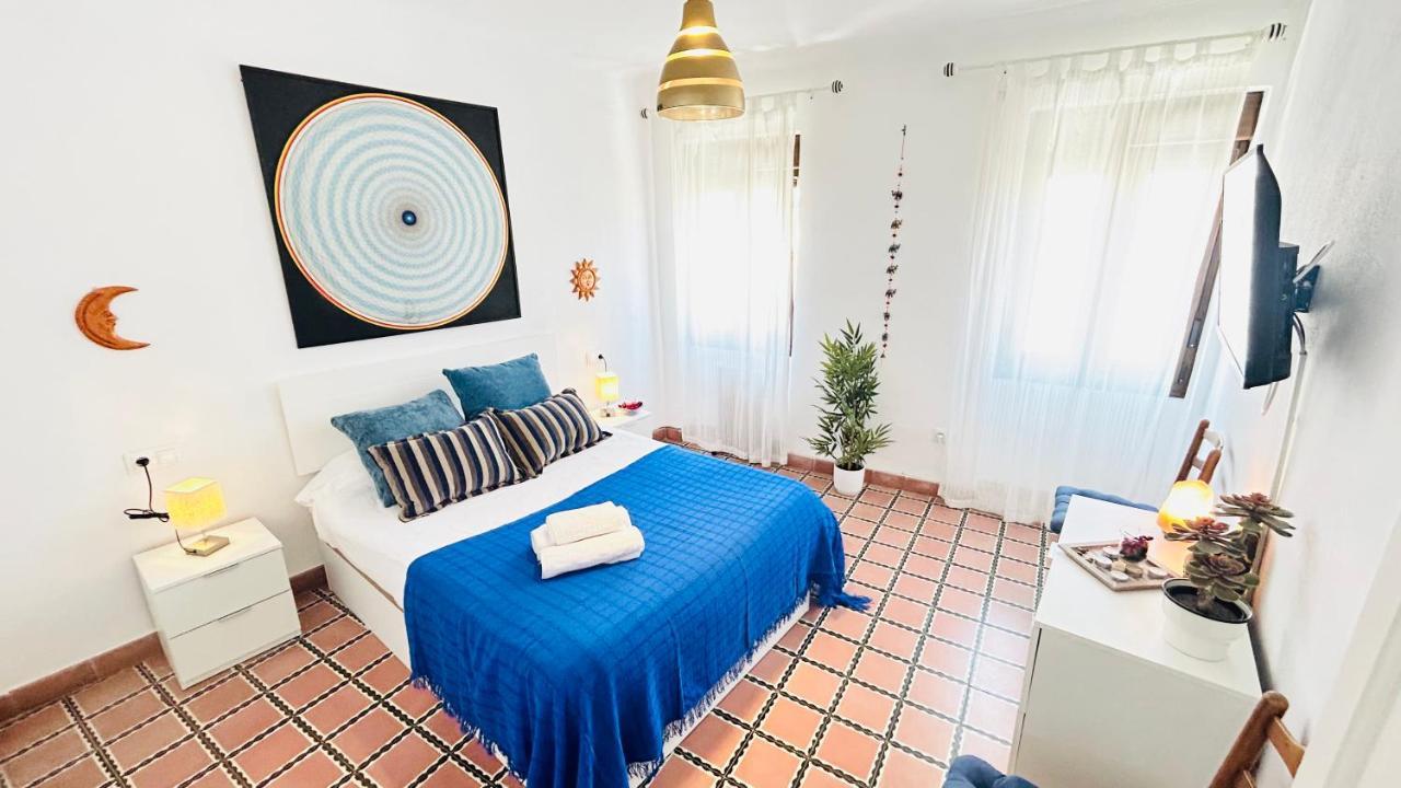 Cozy Town House With Terrace And Free Wifi Villa Ronda Buitenkant foto