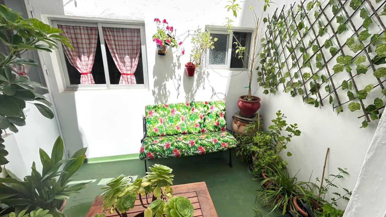 Cozy Town House With Terrace And Free Wifi Villa Ronda Buitenkant foto