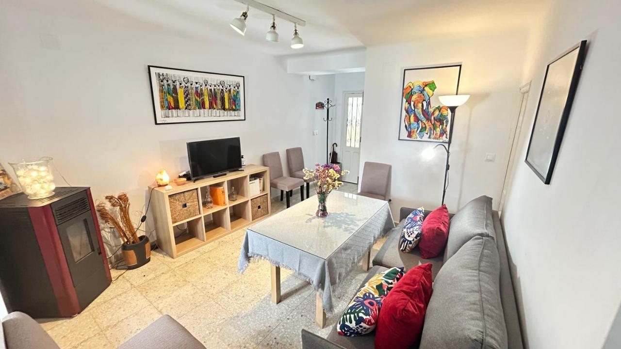Cozy Town House With Terrace And Free Wifi Villa Ronda Buitenkant foto