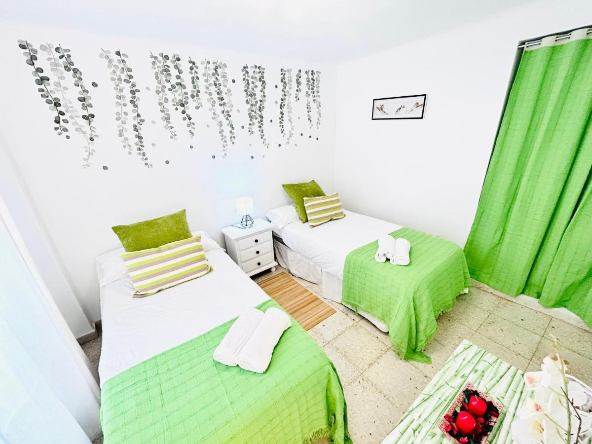 Cozy Town House With Terrace And Free Wifi Villa Ronda Buitenkant foto