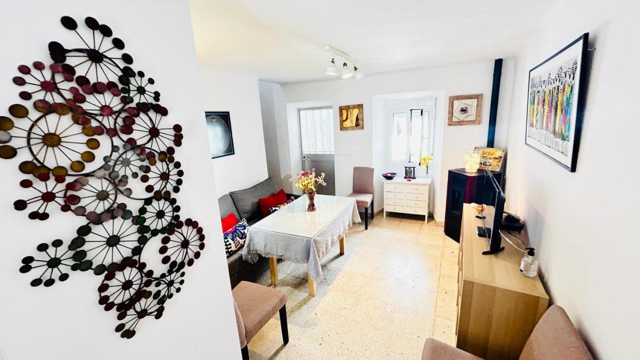 Cozy Town House With Terrace And Free Wifi Villa Ronda Buitenkant foto