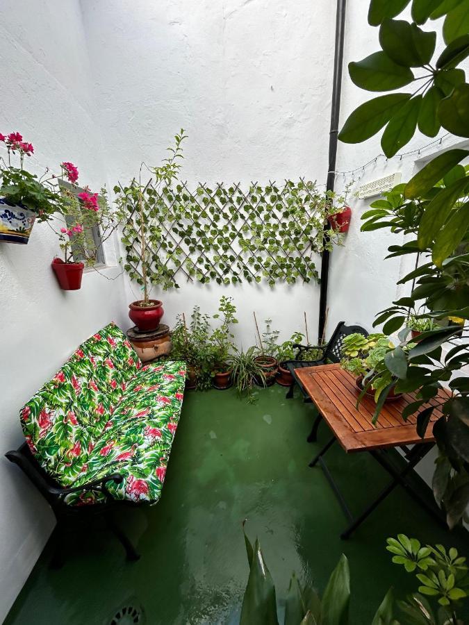 Cozy Town House With Terrace And Free Wifi Villa Ronda Buitenkant foto